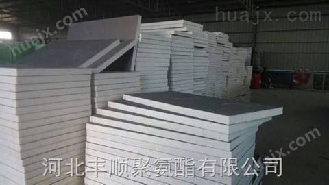双面水泥基聚氨酯复合板/石墨聚氨酯保温板价格/聚氨酯隔热保温板